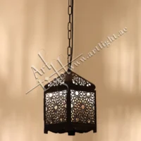 فانوس رمضان الإسلامي المزخرف