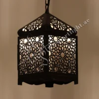فانوس رمضان الإسلامي المزخرف